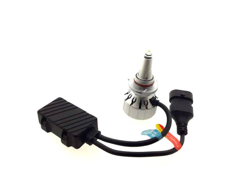 X-Line Platinum LED Projector Set HB3-9005